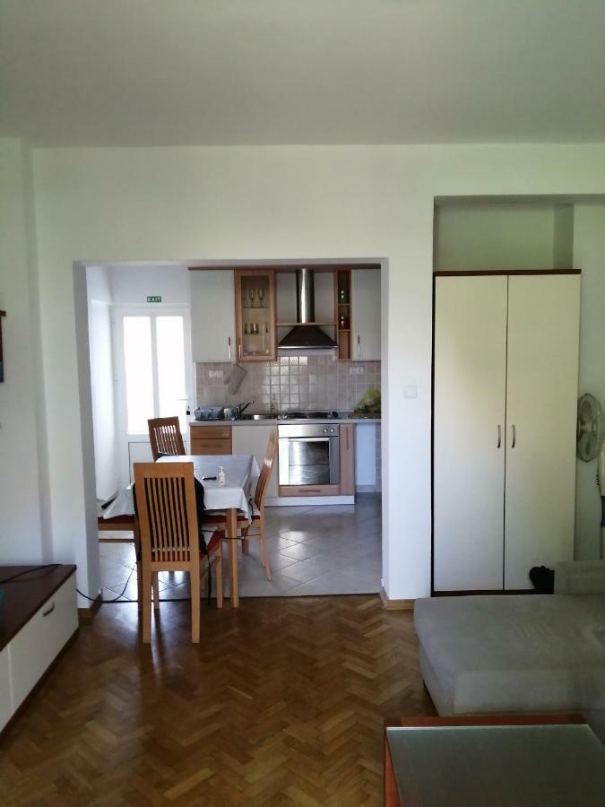 Apartment Rab Town Eksteriør billede